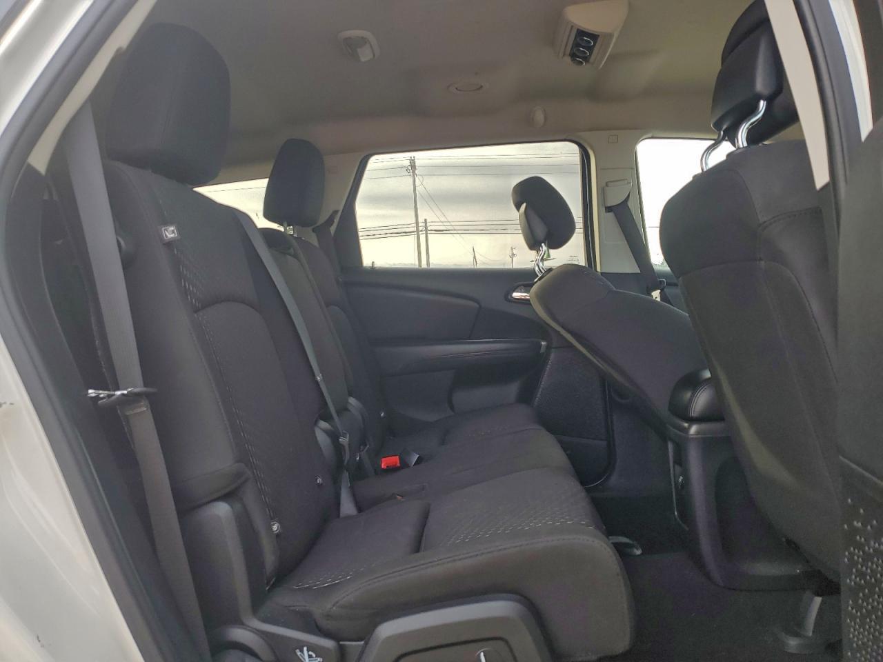 2017 DODGE JOURNEY SE photo 11