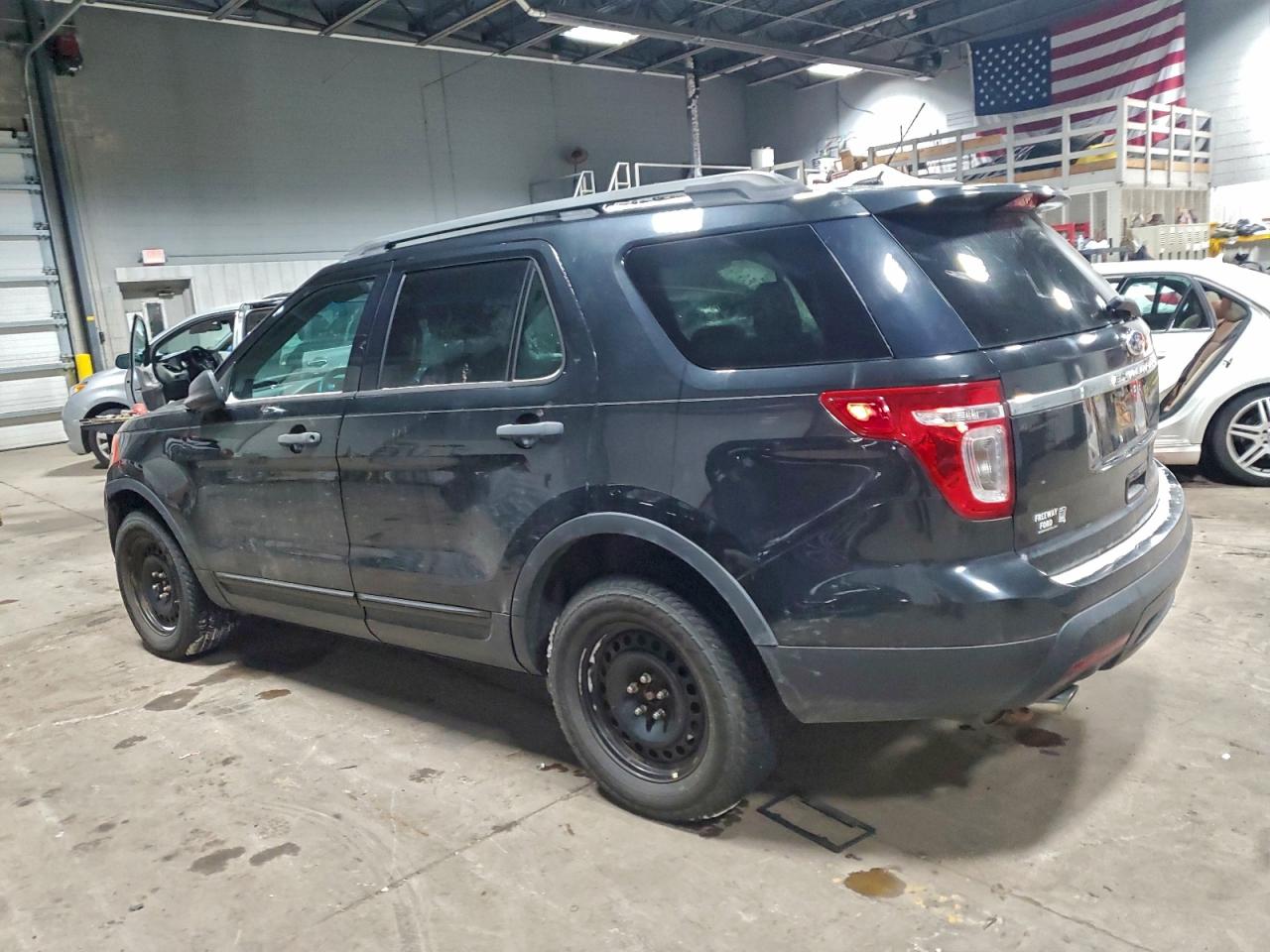 2013 FORD EXPLORER photo 2