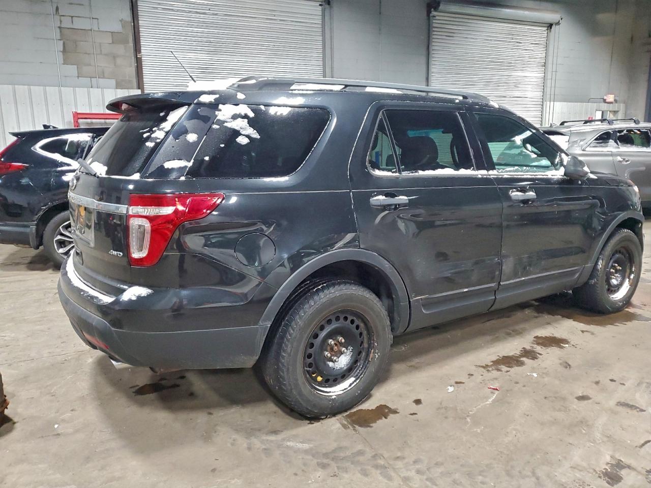 2013 FORD EXPLORER photo 3