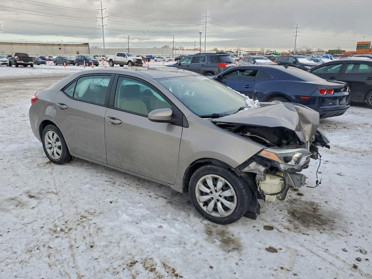 2015 TOYOTA COROLLA L photo 4