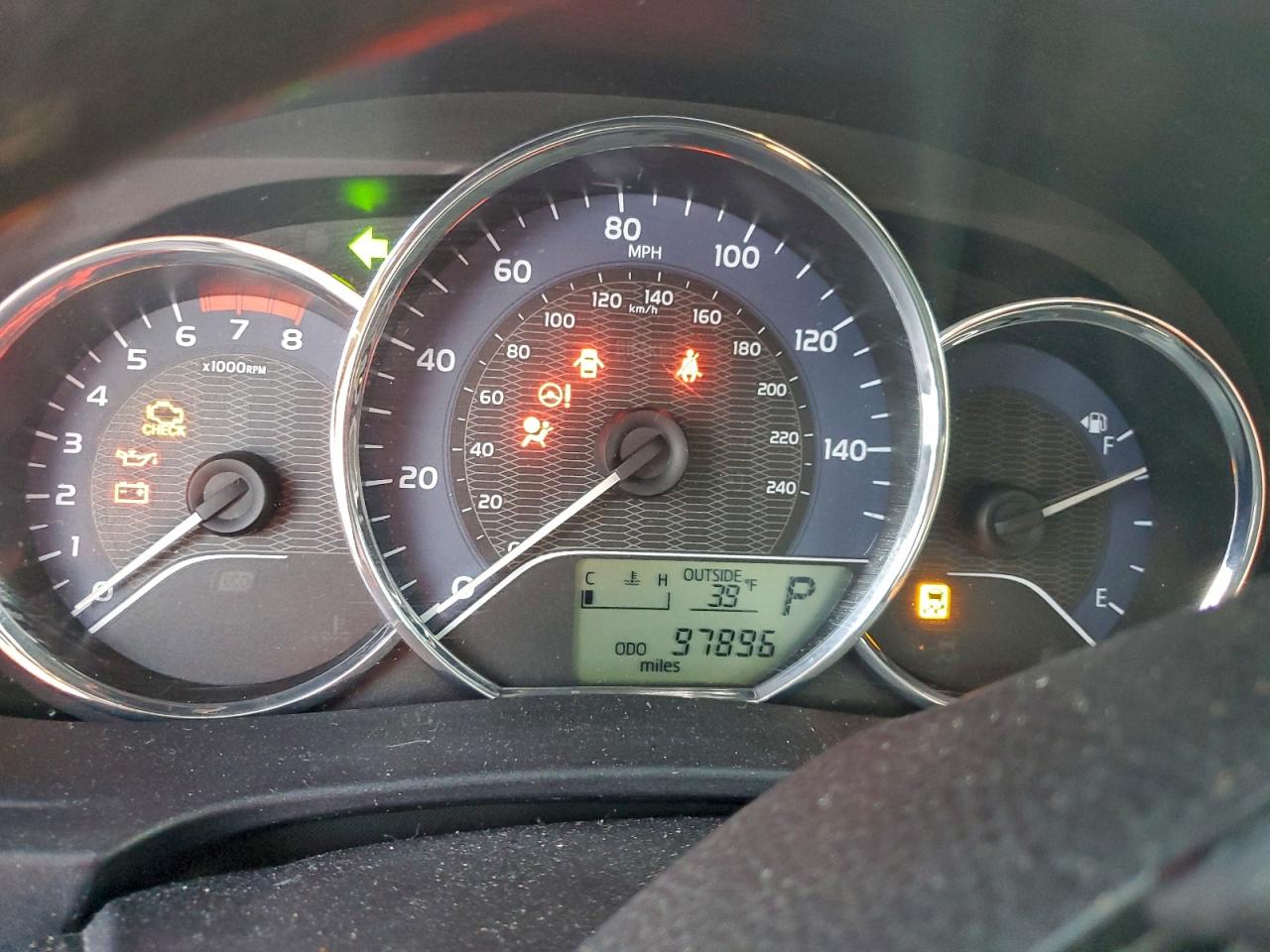2015 TOYOTA COROLLA L photo 9
