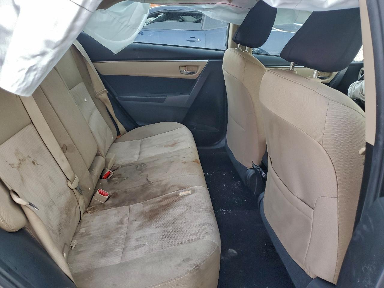 2015 TOYOTA COROLLA L photo 10
