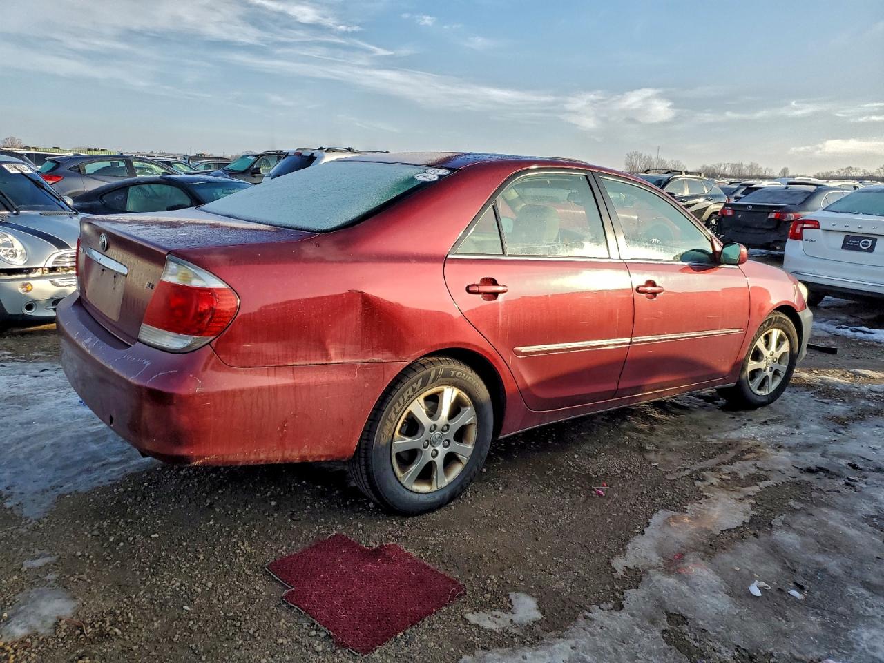 2005 TOYOTA CAMRY LE photo 3