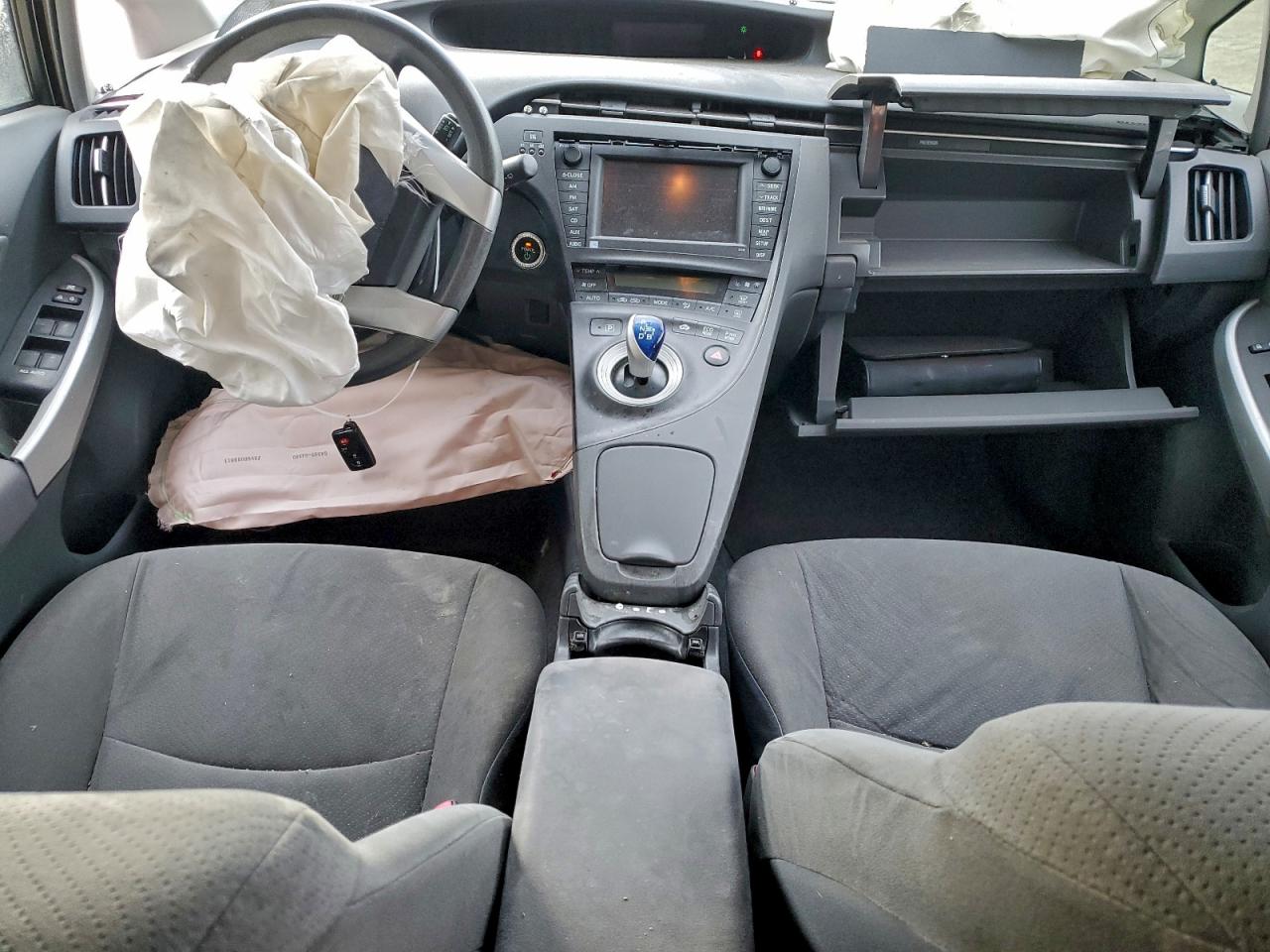 2010 TOYOTA PRIUS photo 8