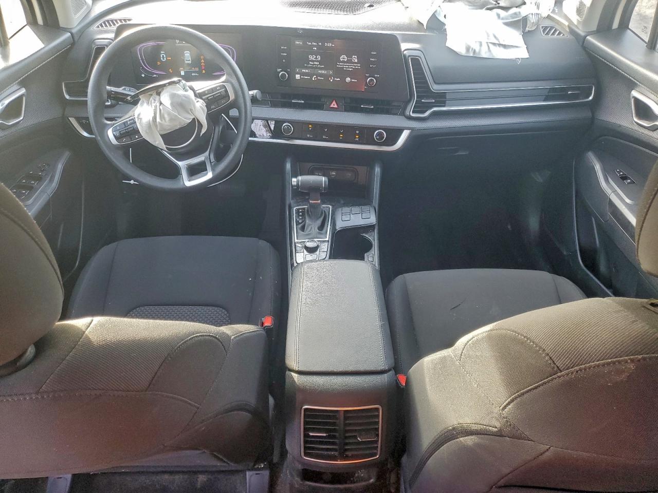 2025 KIA SPORTAGE LX photo 8
