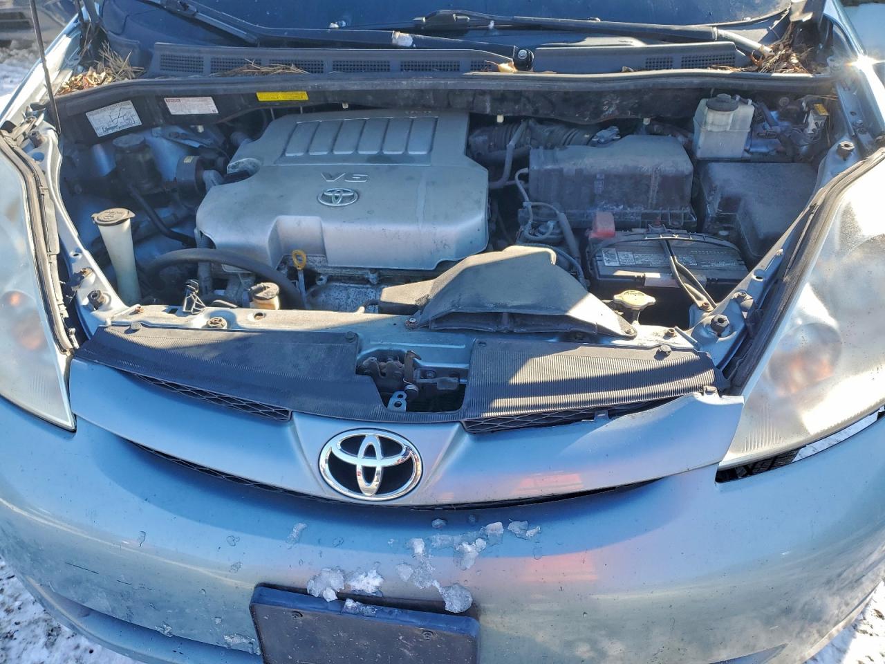 2008 TOYOTA SIENNA CE photo 12