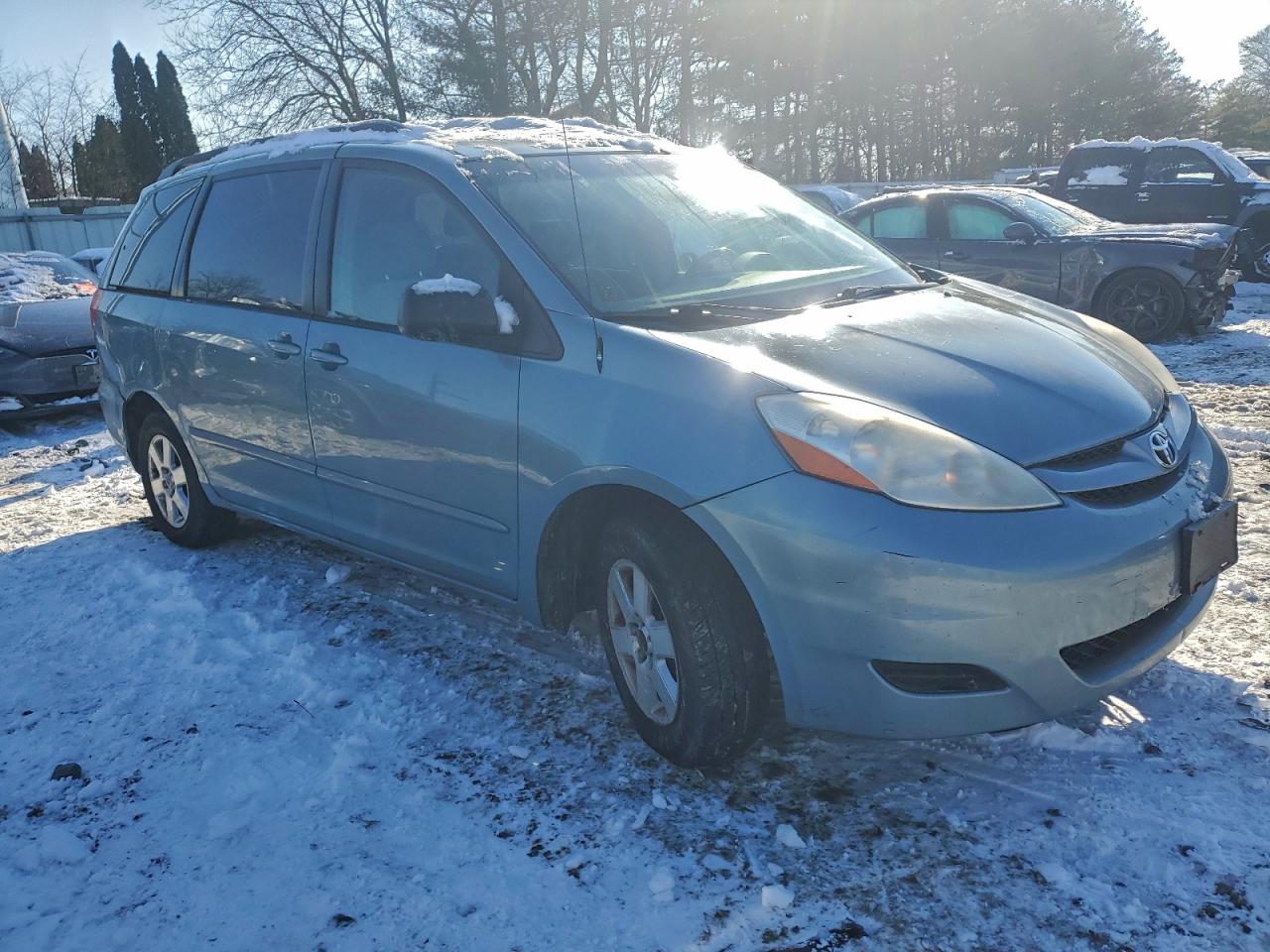 2008 TOYOTA SIENNA CE photo 4