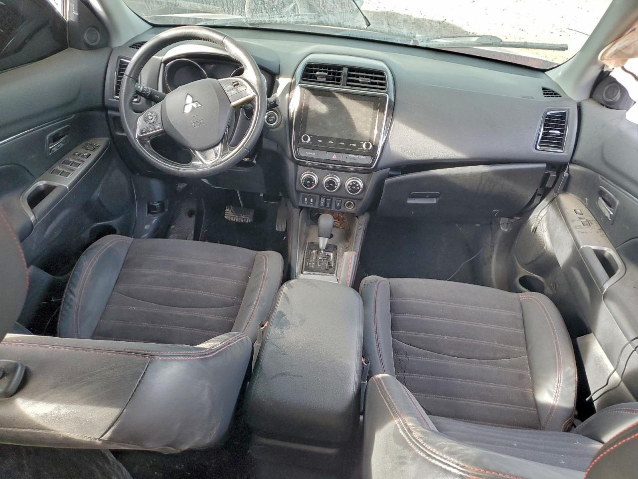 2023 MITSUBISHI OUTLANDER SPORT S/SE photo 22