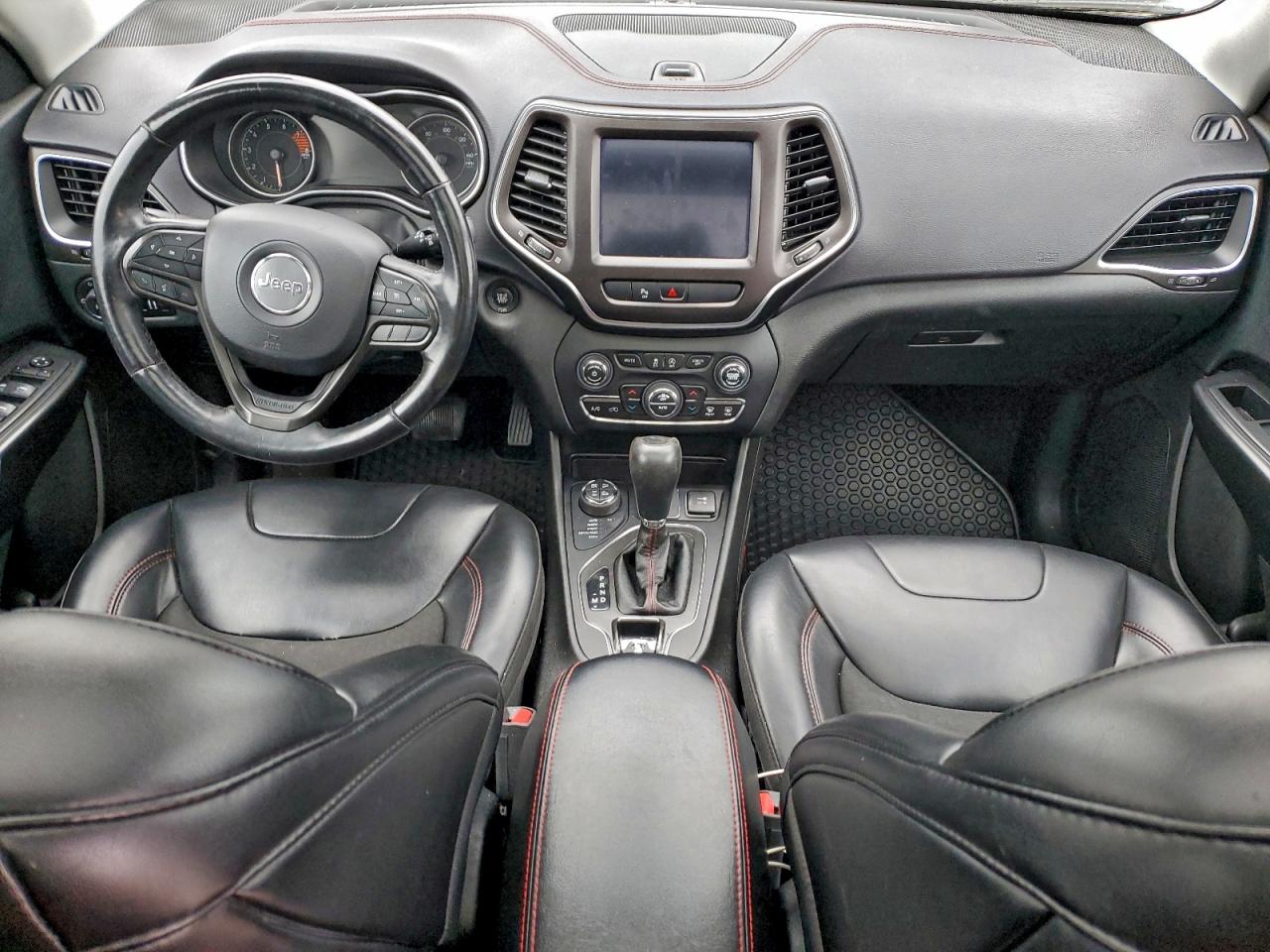 2019 JEEP CHEROKEE TRAILHAWK photo 8