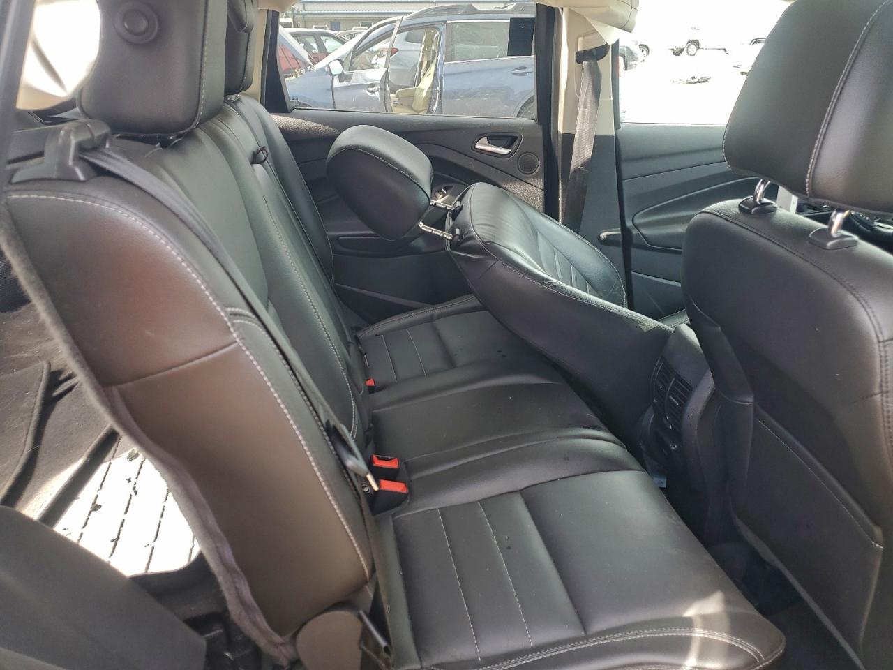 2015 FORD ESCAPE TITANIUM photo 11