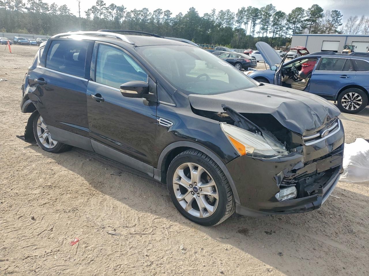 2015 FORD ESCAPE TITANIUM photo 4