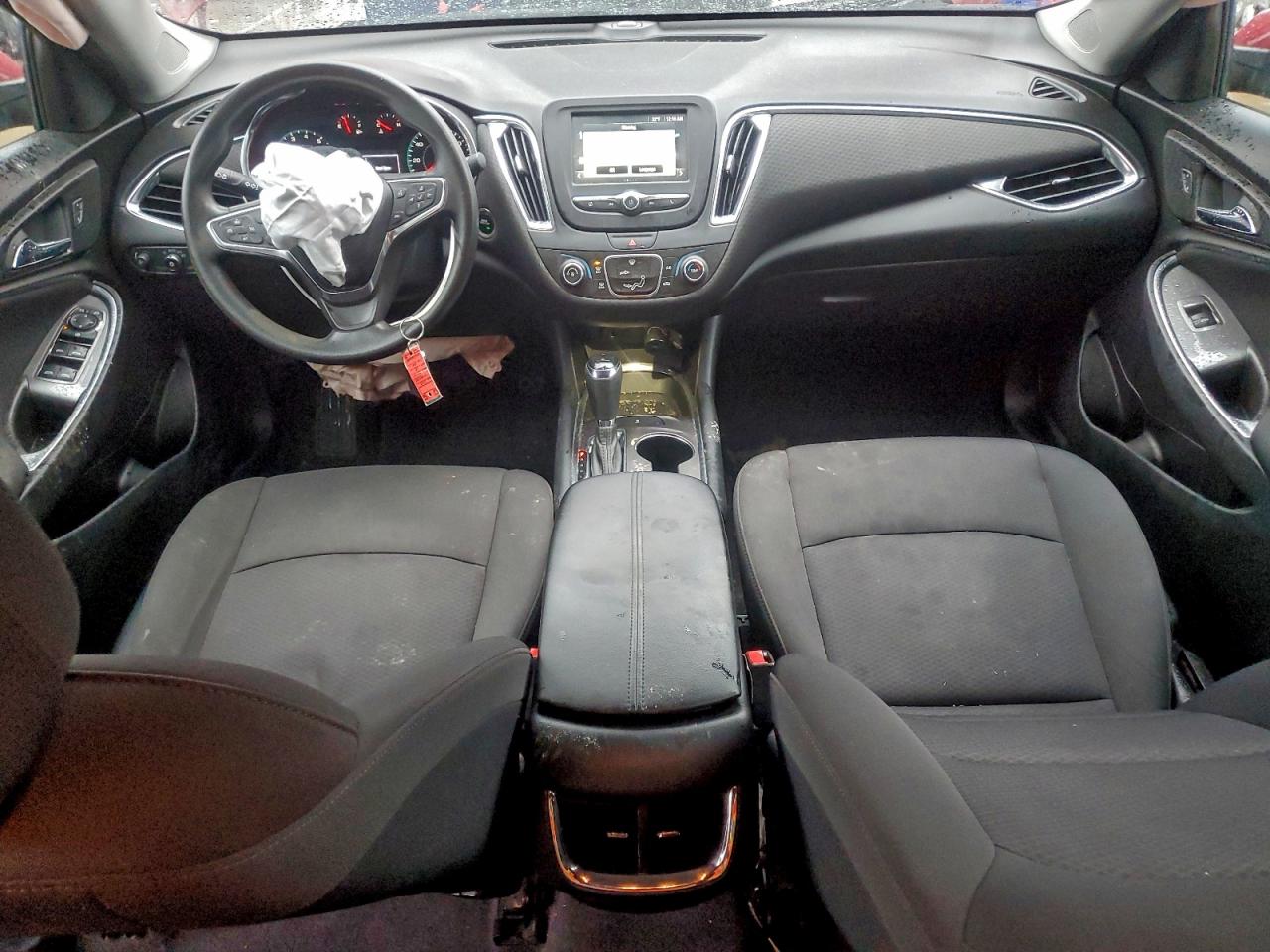 2018 CHEVROLET MALIBU LT photo 8