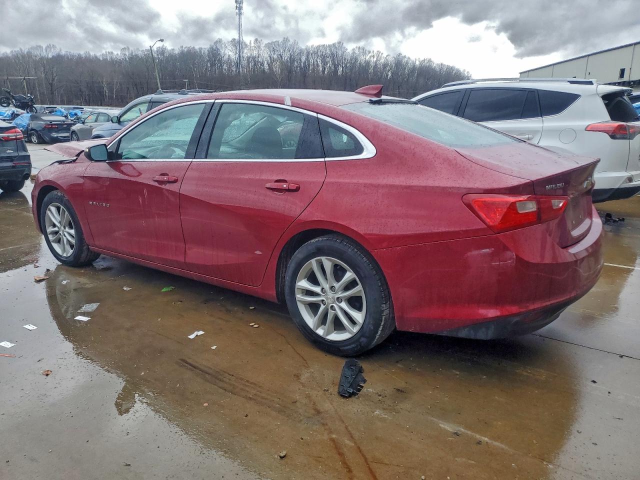 2018 CHEVROLET MALIBU LT photo 2