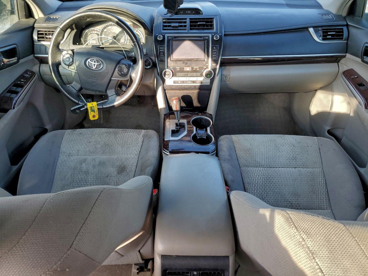 2012 TOYOTA CAMRY BASE photo 8