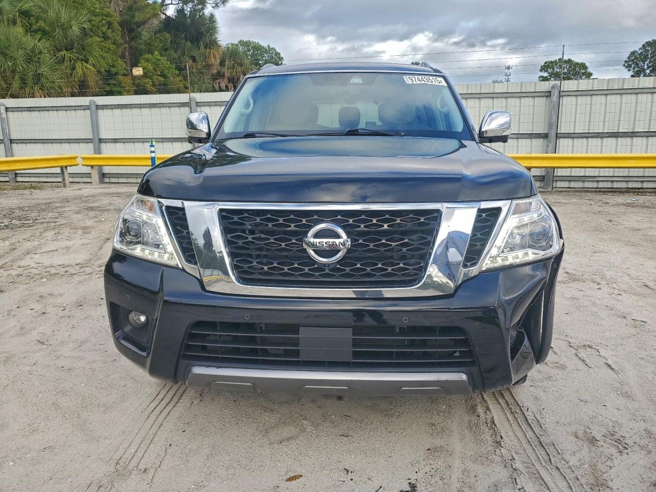 2020 NISSAN ARMADA SV photo 5