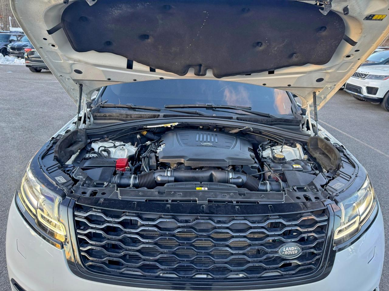 2018 LAND ROVER RANGE ROVER VELAR S photo 8