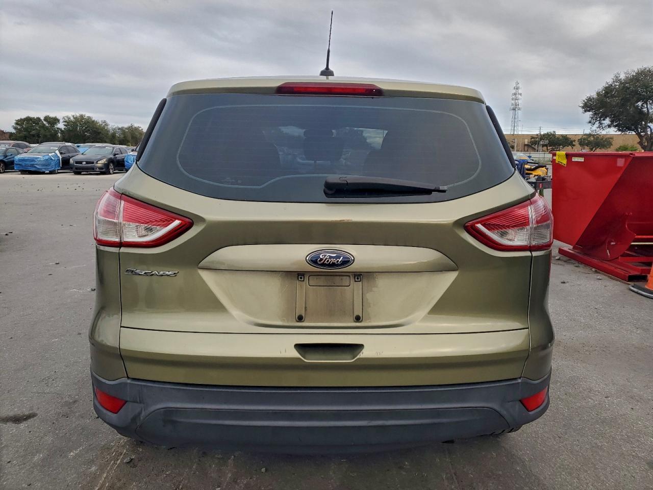 2013 FORD ESCAPE S photo 6
