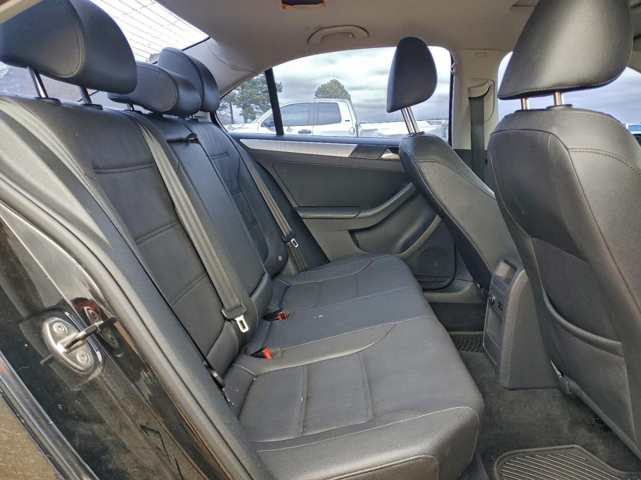 2012 VOLKSWAGEN JETTA SEL photo 10