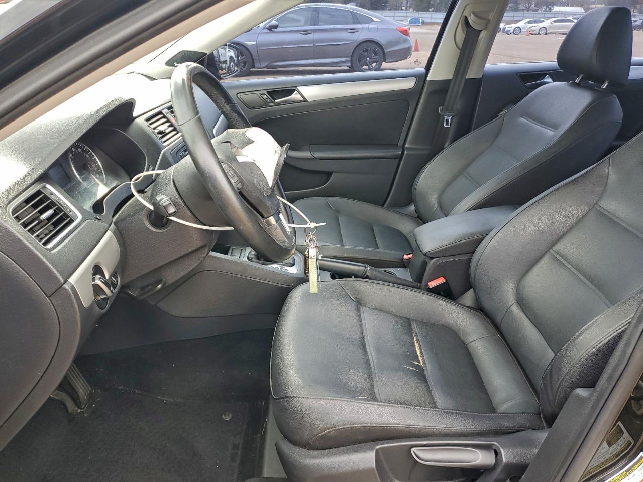 2012 VOLKSWAGEN JETTA SEL photo 7