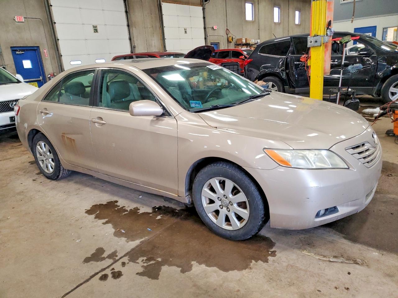 2009 TOYOTA CAMRY BASE photo 4