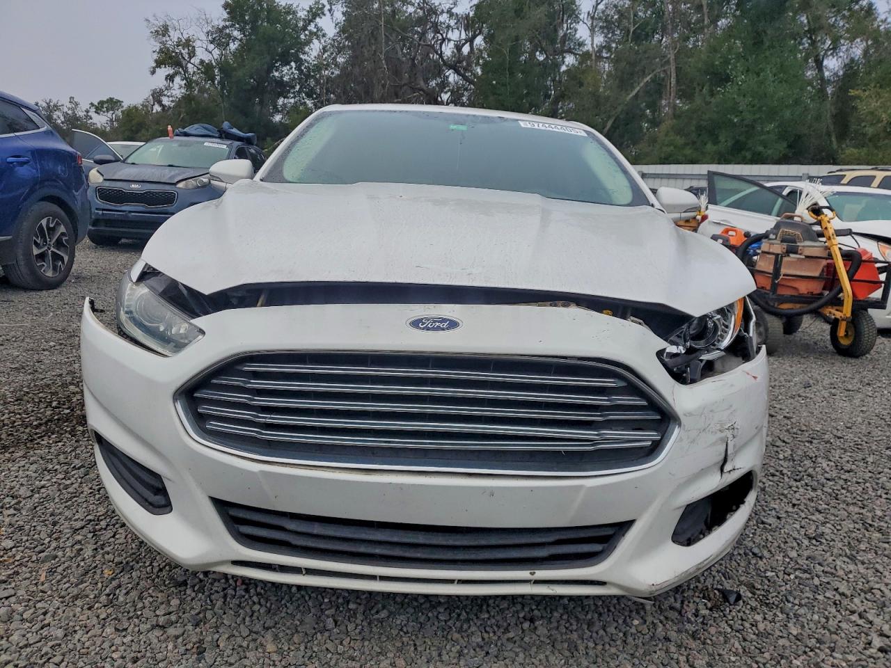 2016 FORD FUSION SE photo 5