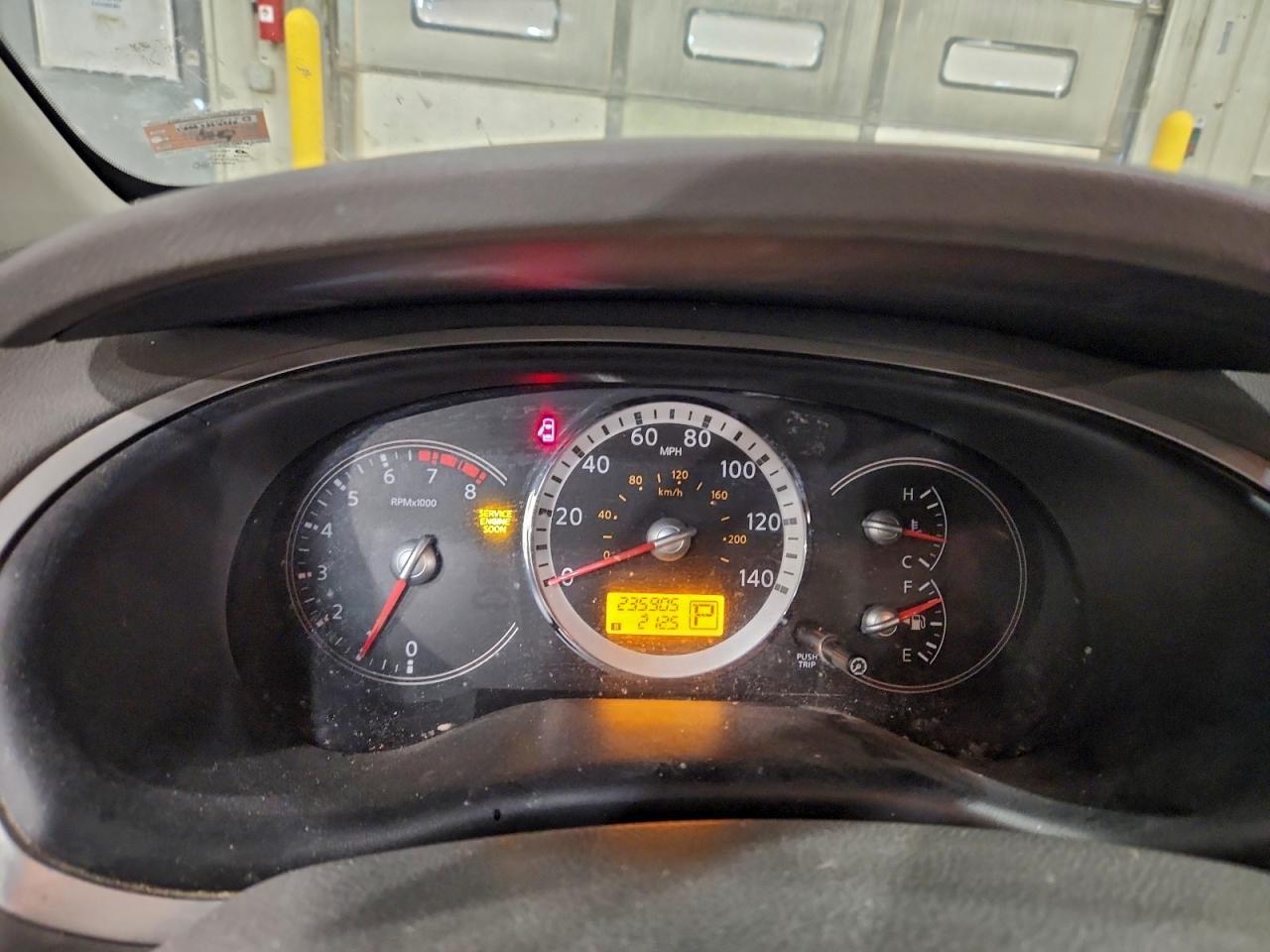 2008 NISSAN QUEST S photo 9