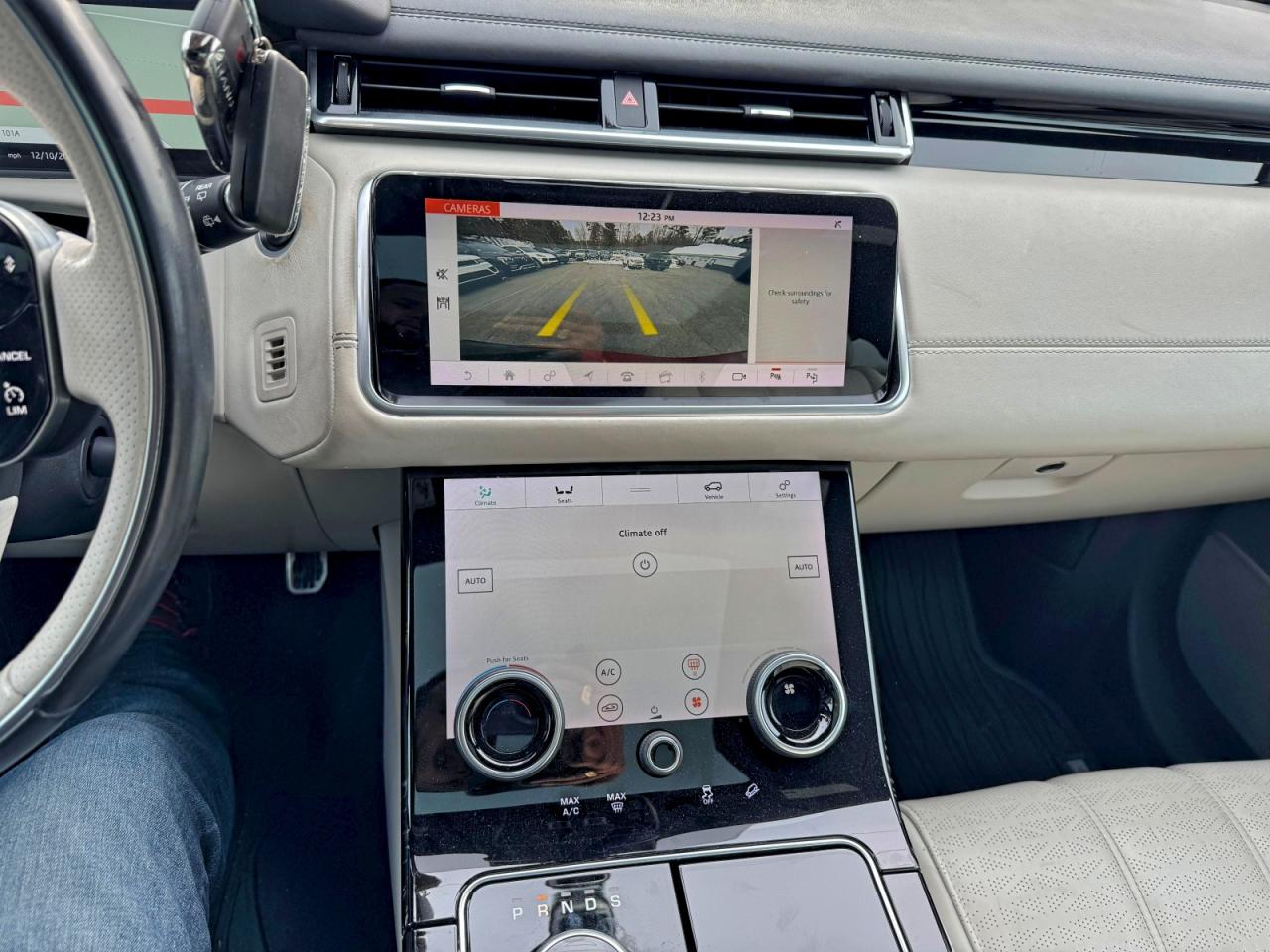 2018 LAND ROVER RANGE ROVER VELAR R-DYNAMIC HSE photo 19