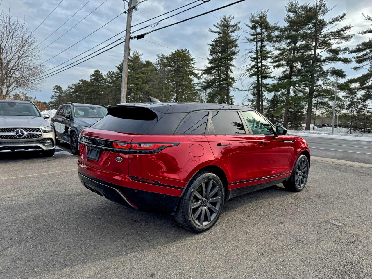 2018 LAND ROVER RANGE ROVER VELAR R-DYNAMIC HSE photo 5
