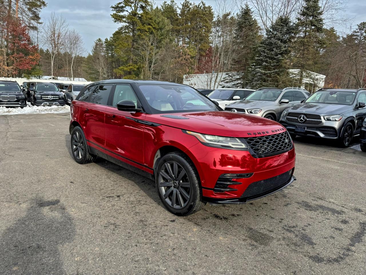 2018 LAND ROVER RANGE ROVER VELAR R-DYNAMIC HSE photo 3