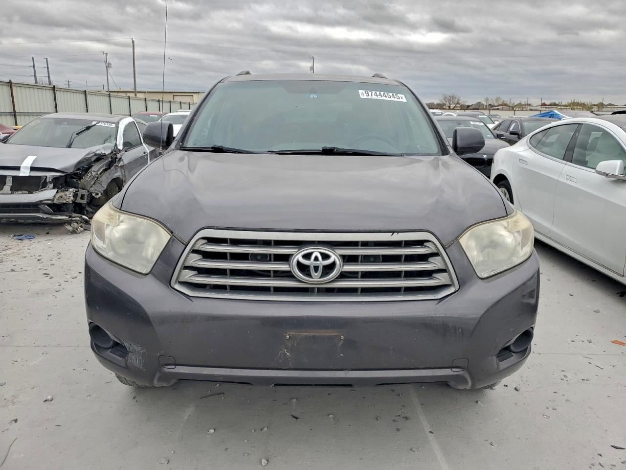 2010 TOYOTA HIGHLANDER photo 5