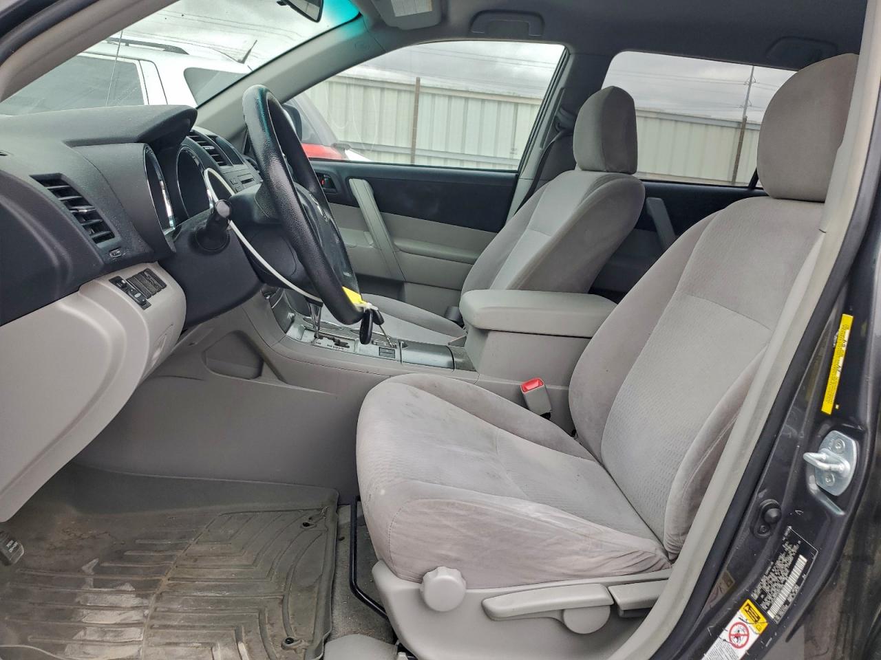 2010 TOYOTA HIGHLANDER photo 7