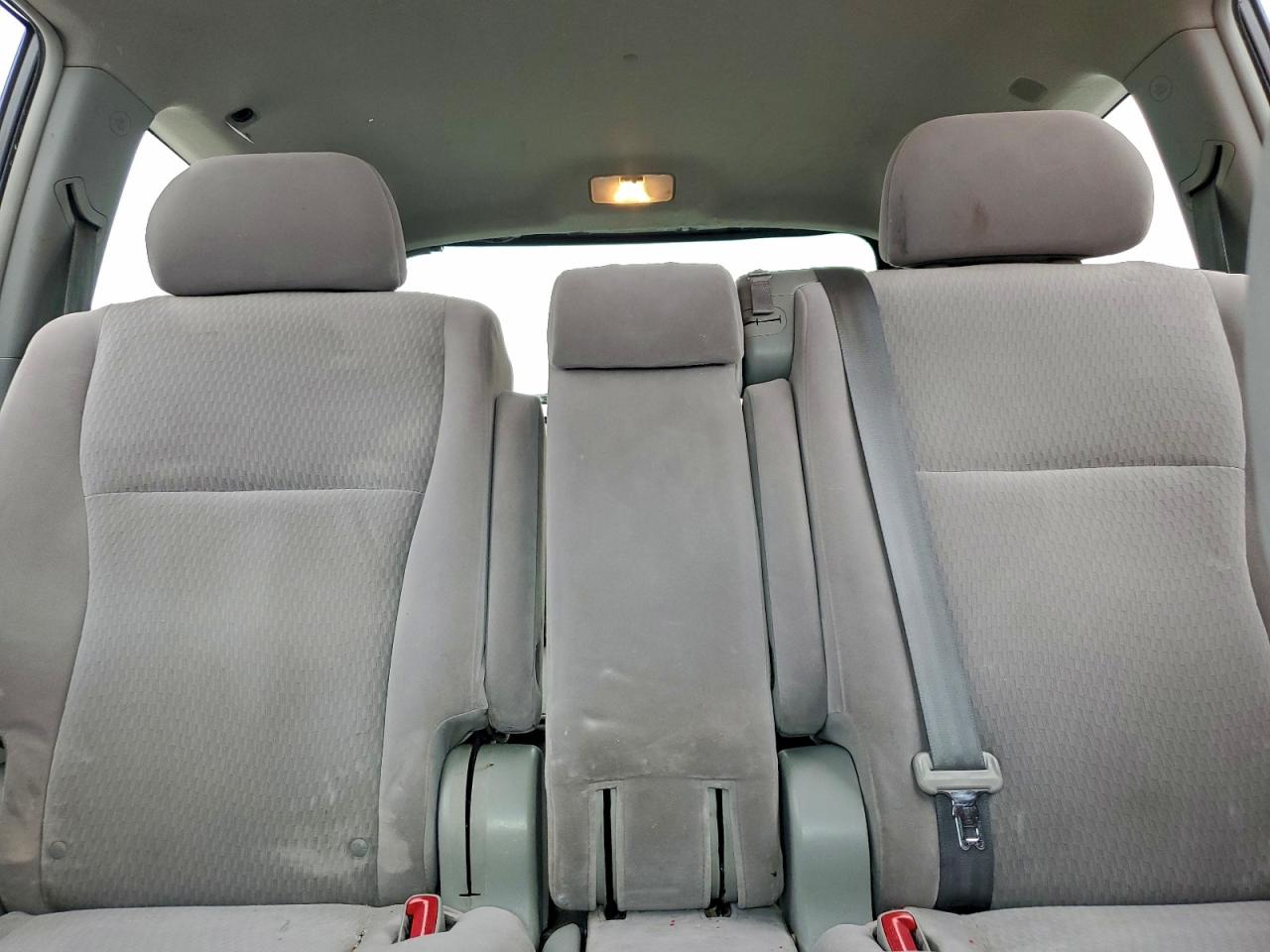 2010 TOYOTA HIGHLANDER photo 10