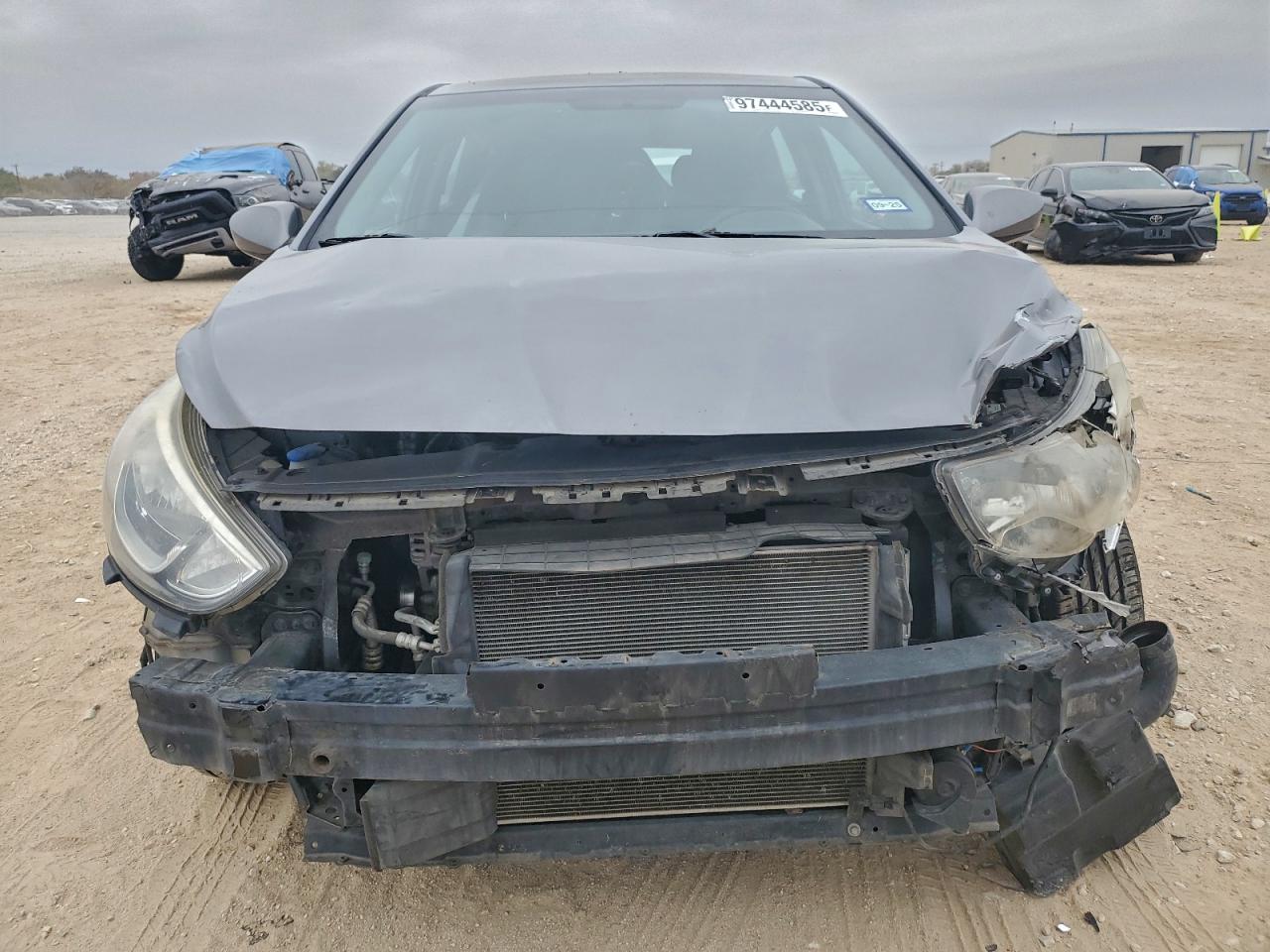 2015 HYUNDAI ACCENT GS photo 5