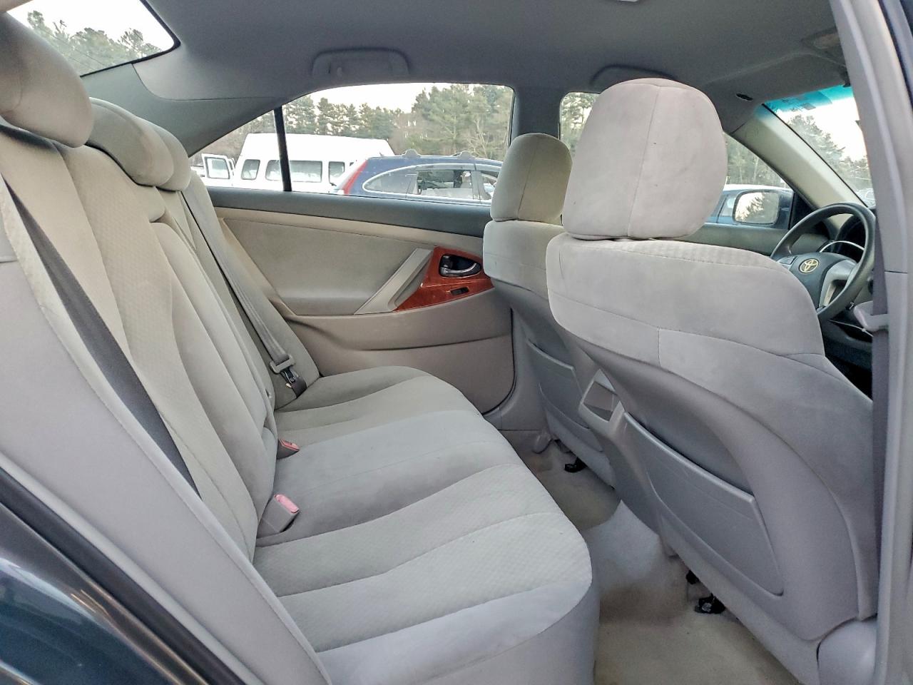 2009 TOYOTA CAMRY BASE photo 10