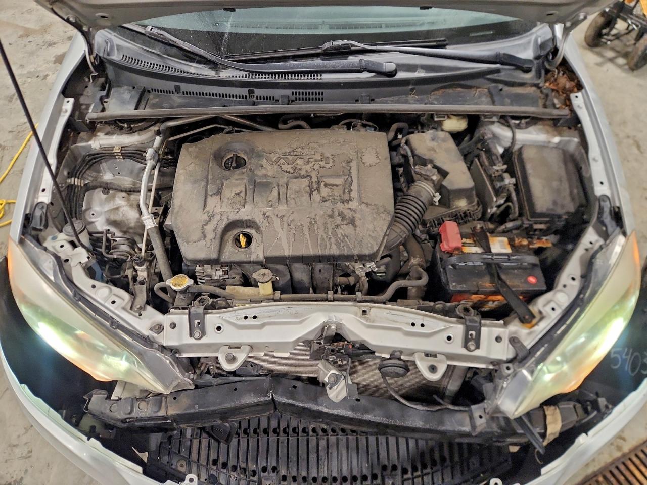 2014 TOYOTA COROLLA L photo 11