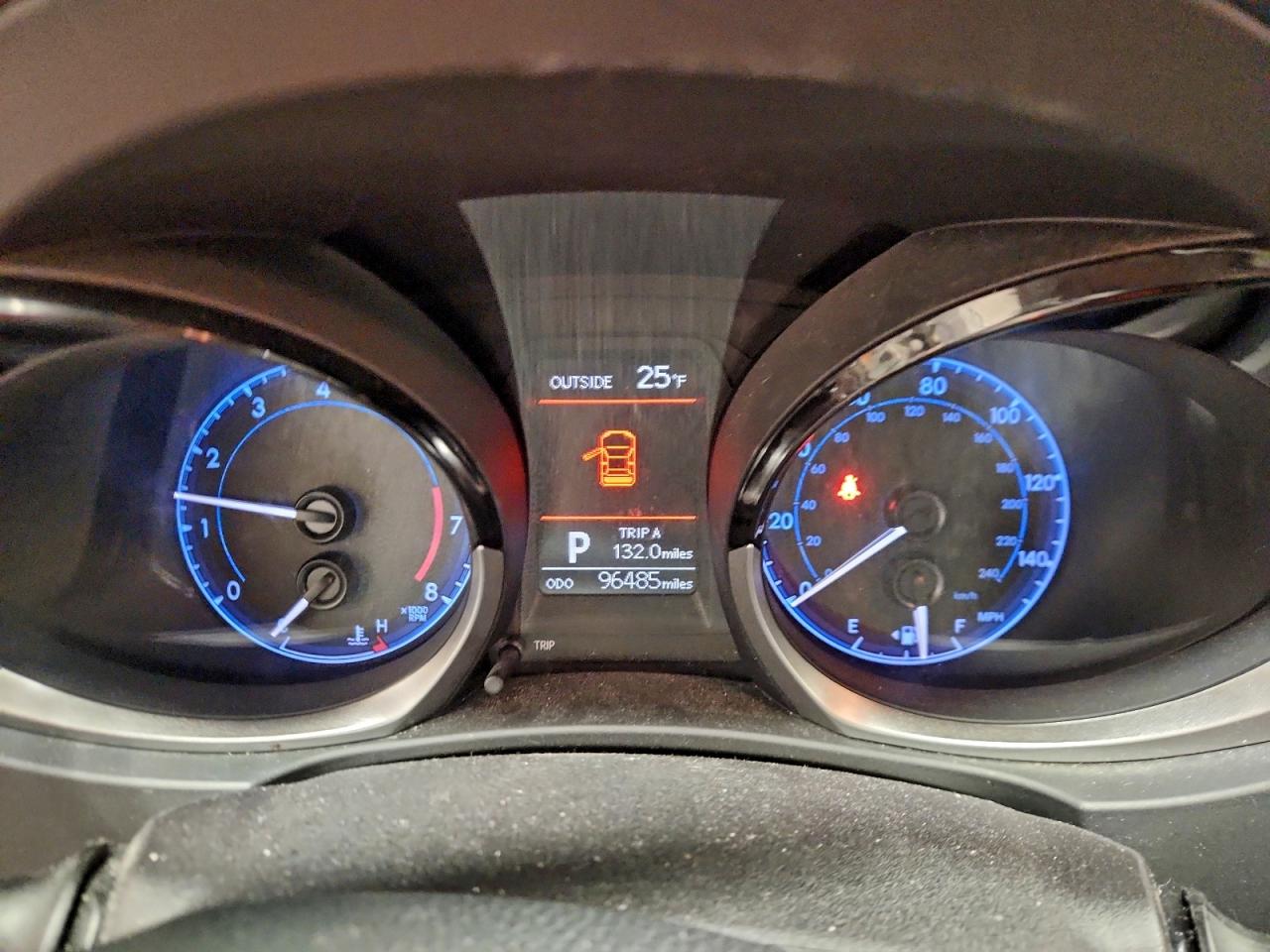 2014 TOYOTA COROLLA L photo 9