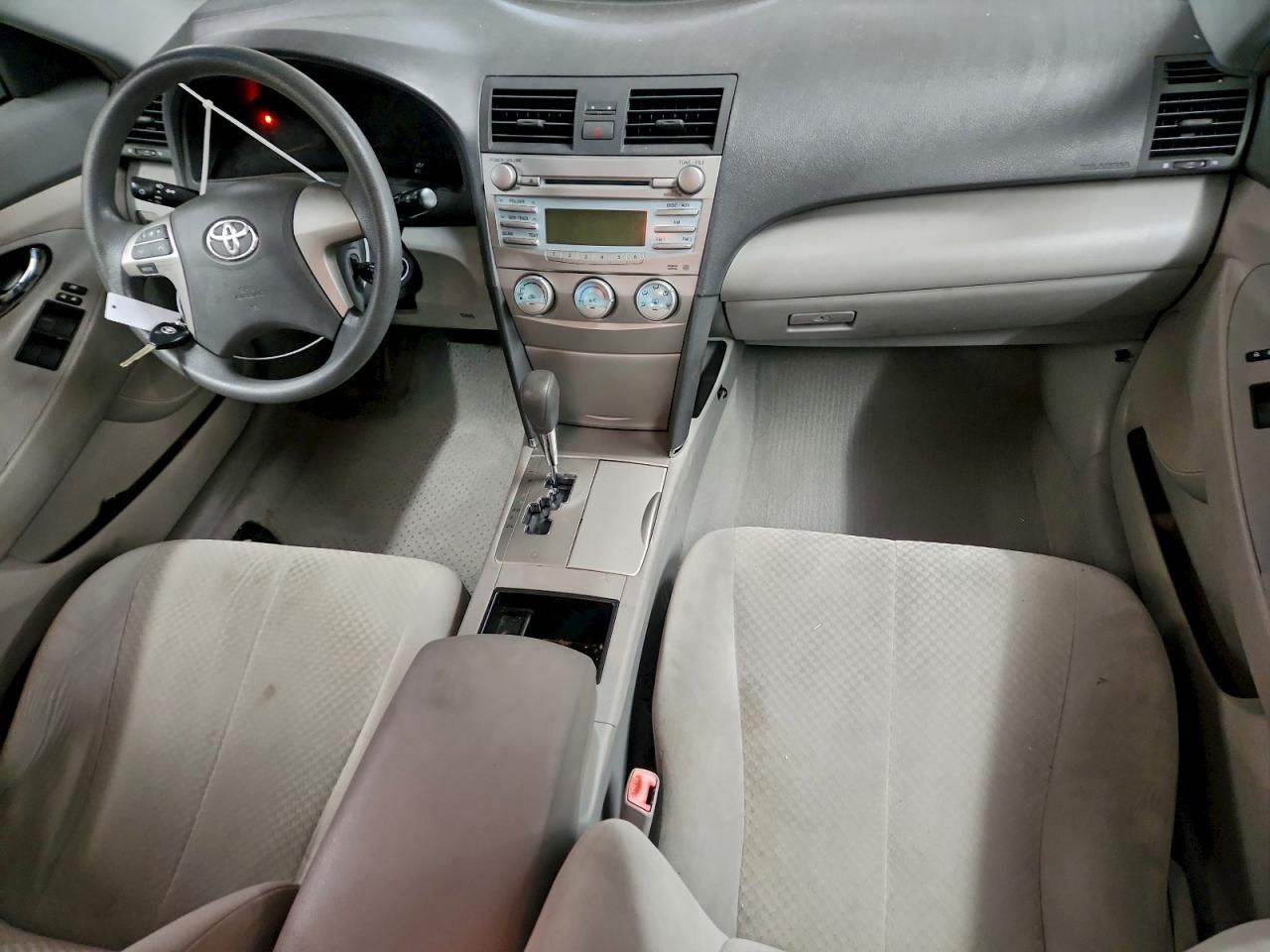 2009 TOYOTA CAMRY BASE photo 8