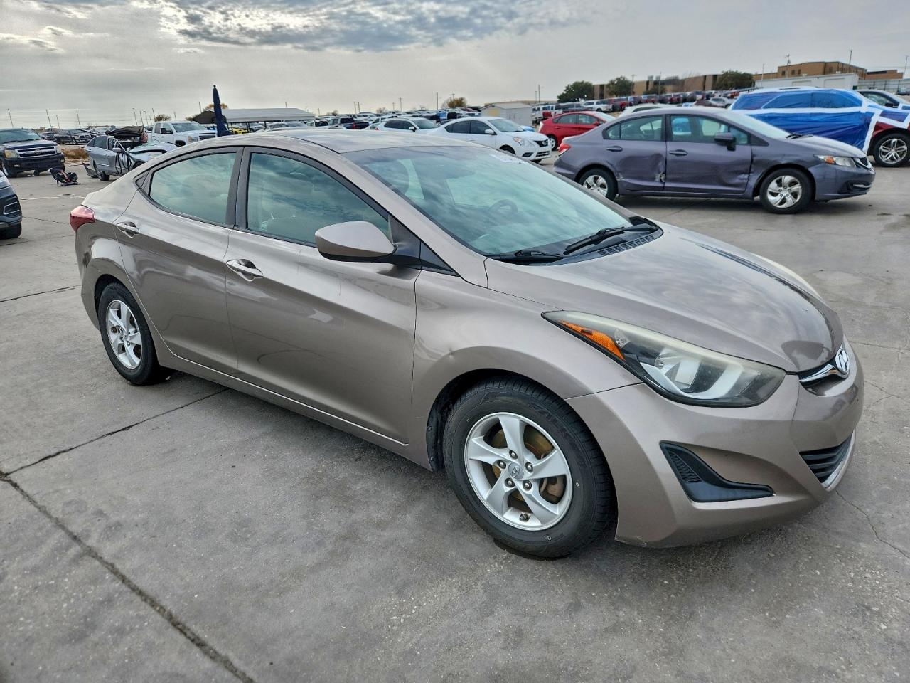 2015 HYUNDAI ELANTRA SE photo 7