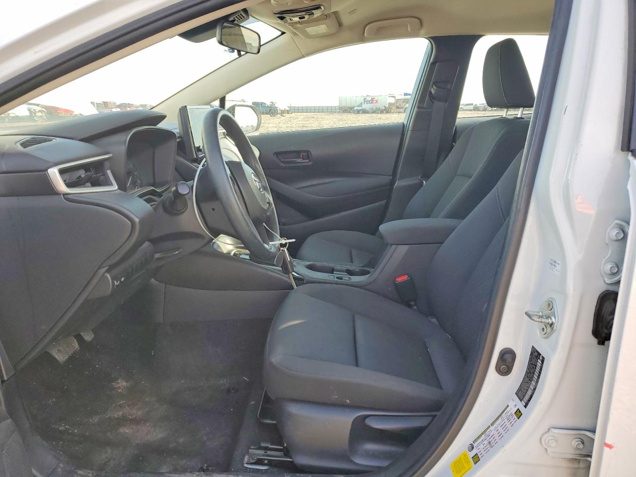 2023 TOYOTA COROLLA LE photo 19