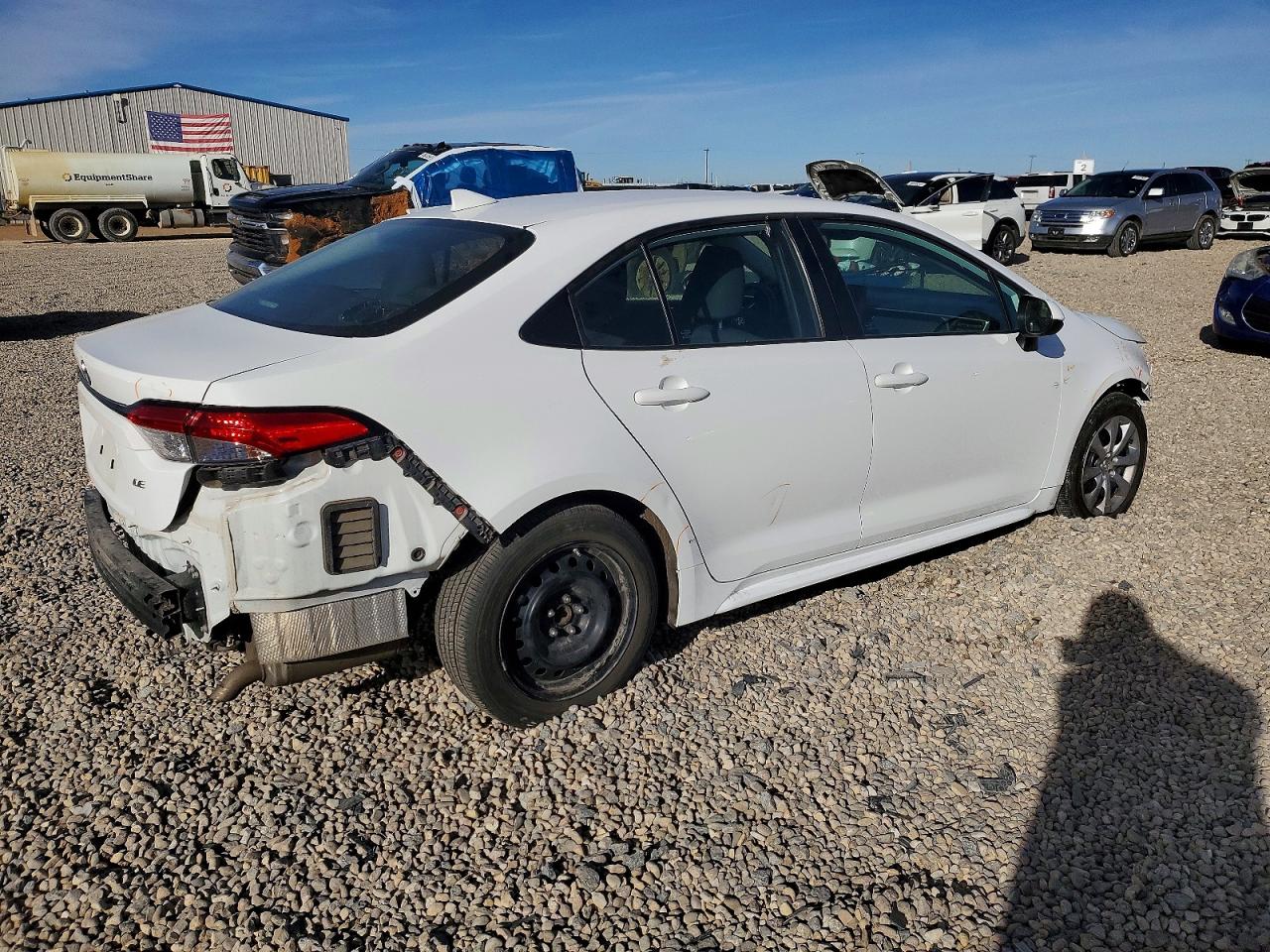 2023 TOYOTA COROLLA LE photo 7
