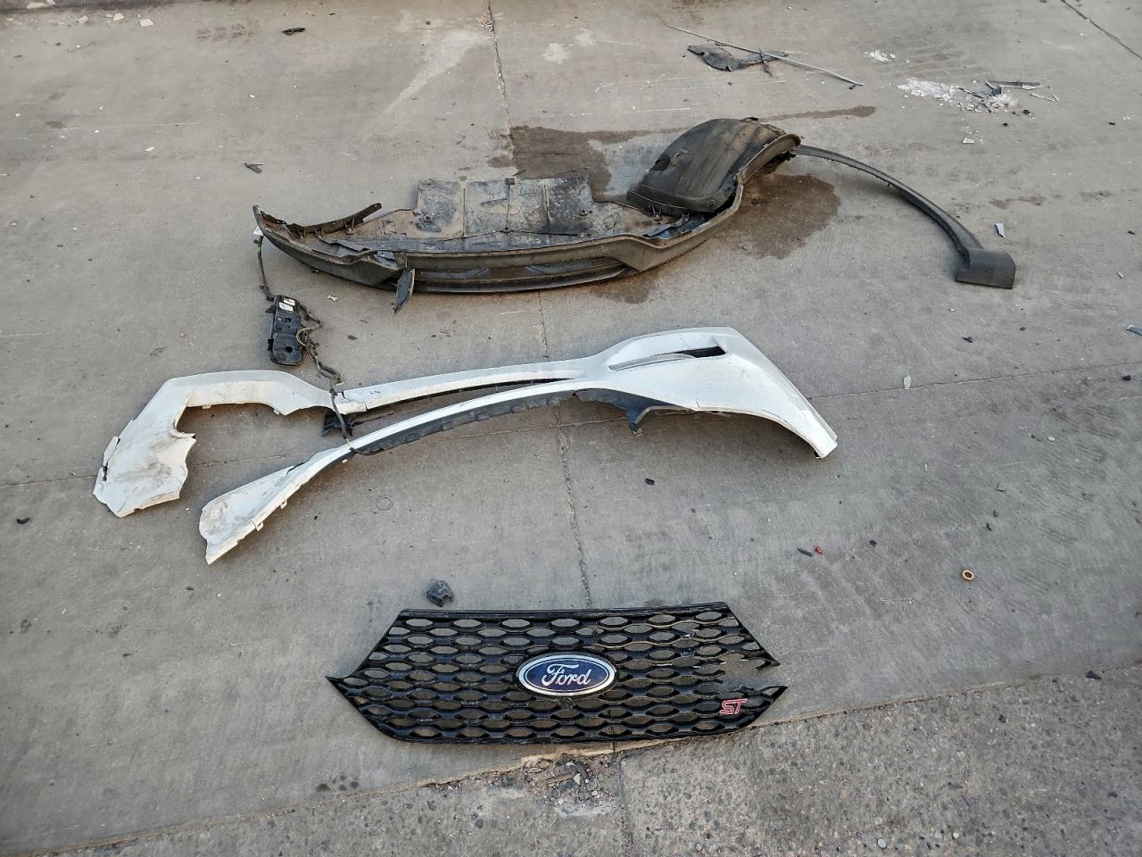 2021 FORD EXPLORER ST photo 25