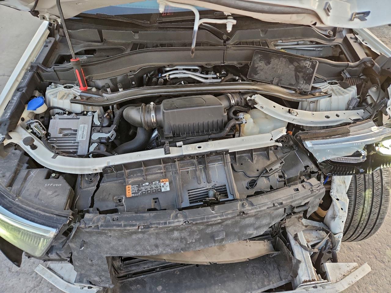 2021 FORD EXPLORER ST photo 23