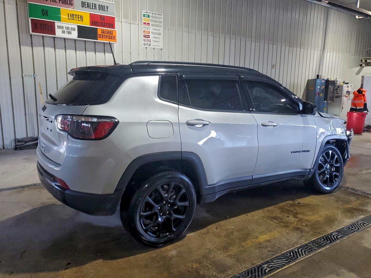 2024 JEEP COMPASS LATITUDE photo 3