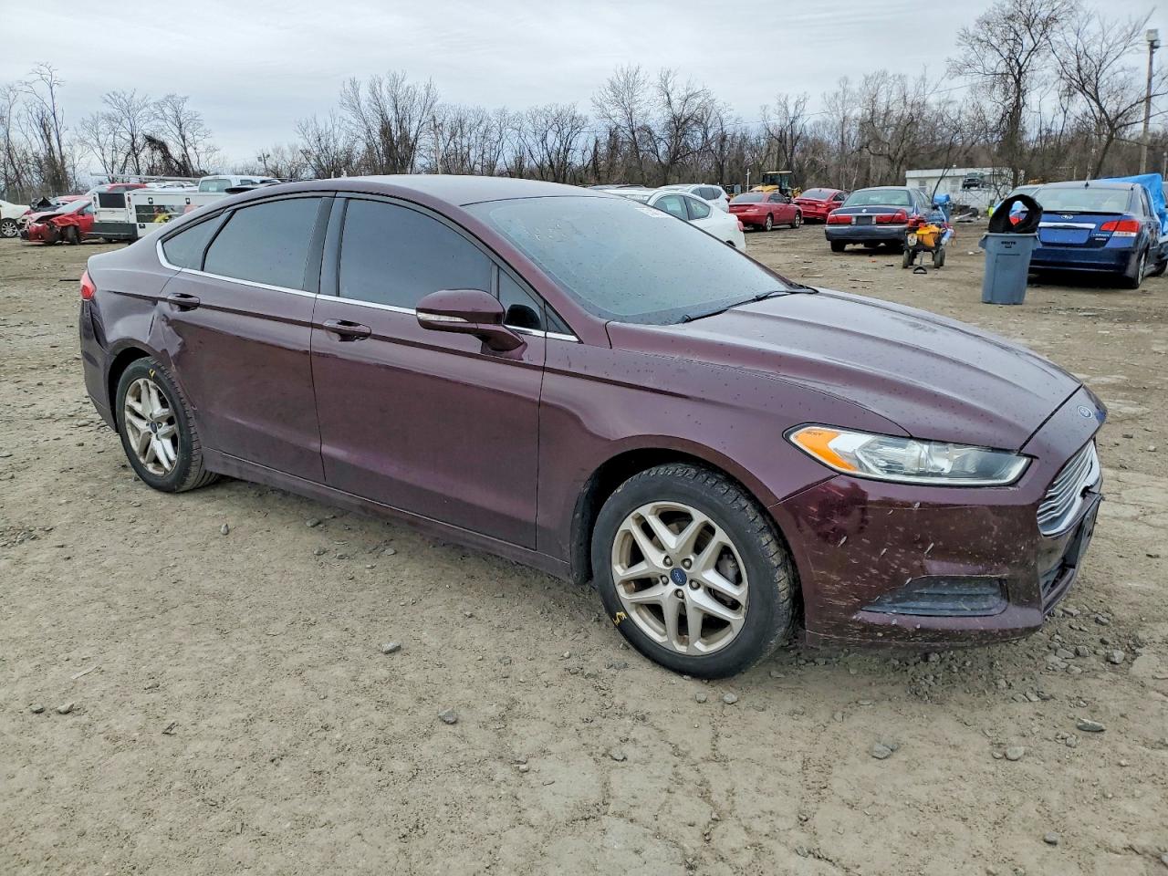 2013 FORD FUSION SE photo 4