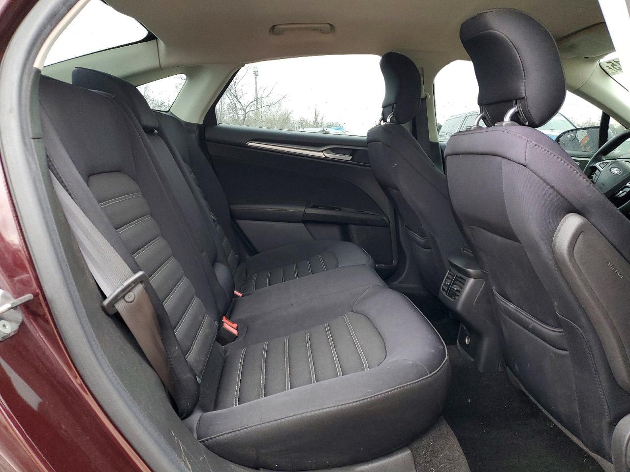 2013 FORD FUSION SE photo 10