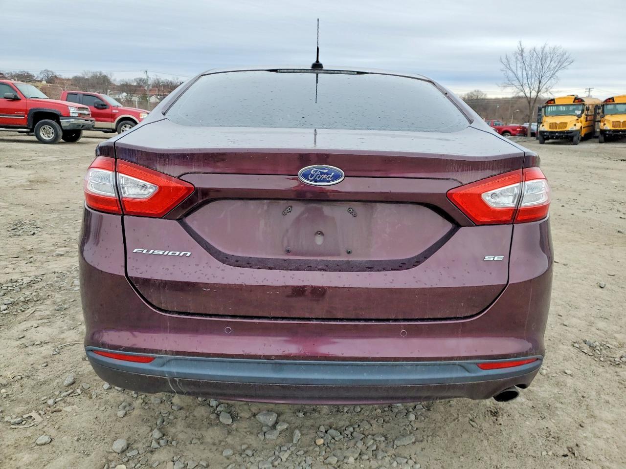 2013 FORD FUSION SE photo 6