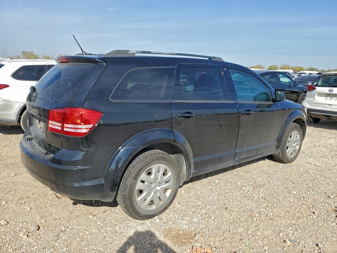 2017 DODGE JOURNEY SE photo 3