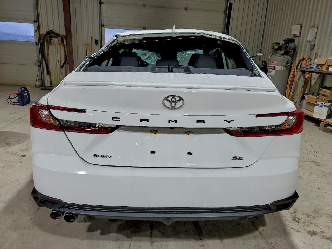2025 TOYOTA CAMRY XSE photo 6