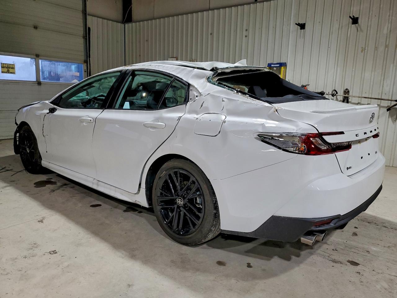 2025 TOYOTA CAMRY XSE photo 2