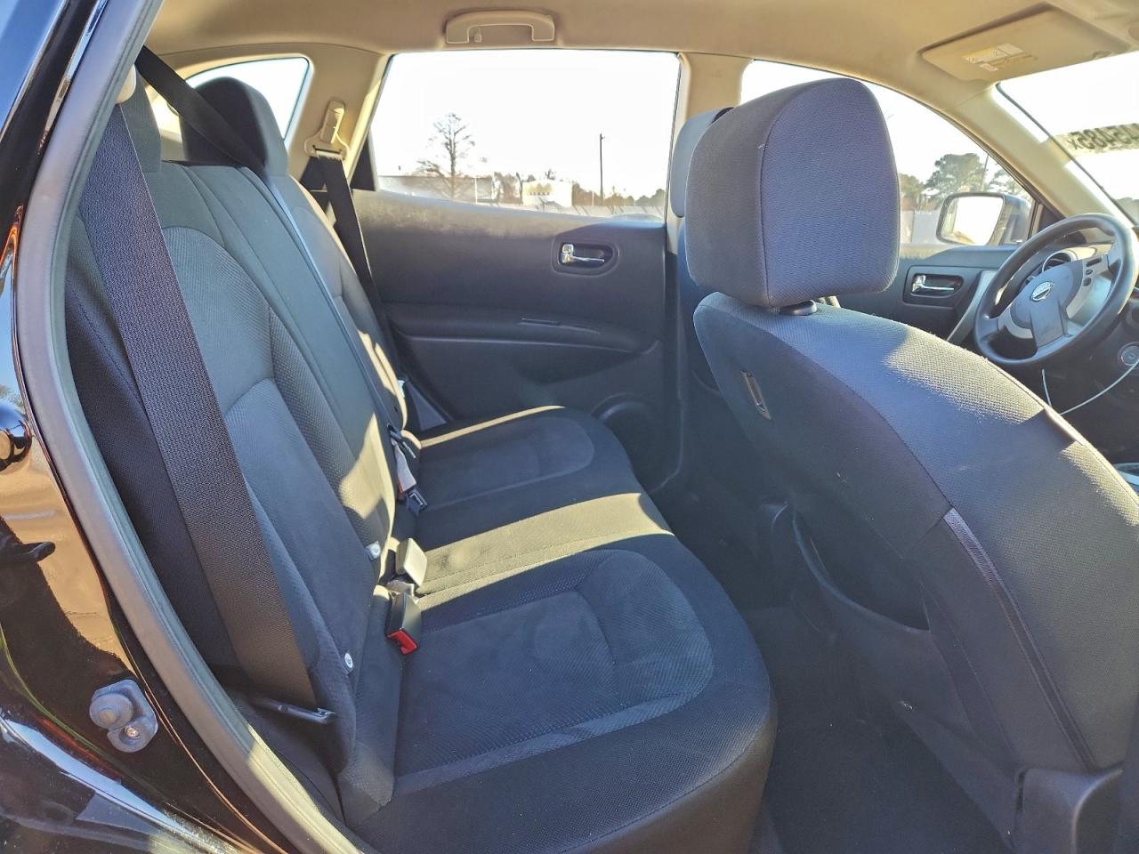 2013 NISSAN ROGUE S photo 11